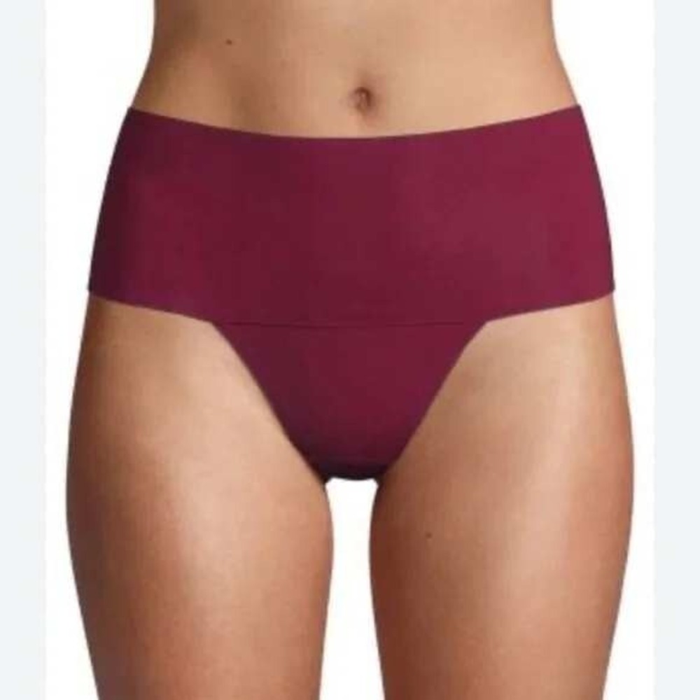 NWT SPANX undie-tectable wine sangria thong Size Small